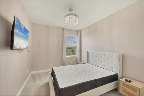 Villa ou maison à louer à Bradenton, Floride: 4 chambres, 256.04 m2 № 1880679 - photo 15