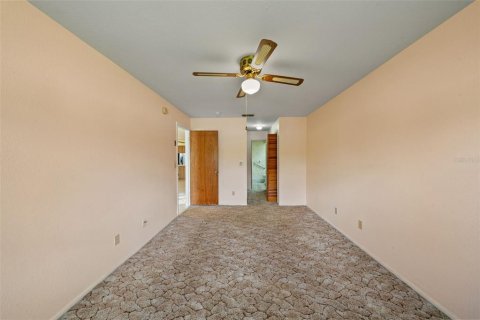 Villa ou maison à vendre à Port Richey, Floride: 2 chambres, 123.19 m2 № 1876472 - photo 26