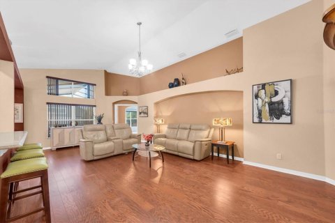 House in Lakeland, Florida 4 bedrooms, 191.47 sq.m. № 1909943 - photo 7