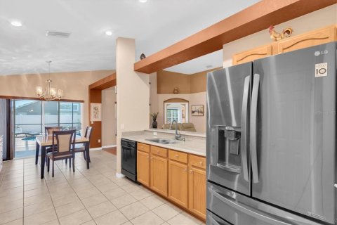House in Lakeland, Florida 4 bedrooms, 191.47 sq.m. № 1909943 - photo 14