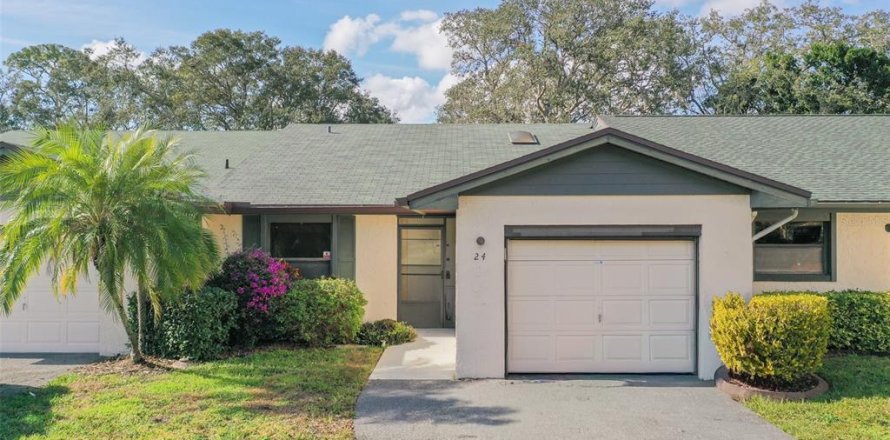 Casa en Haines City, Florida 2 dormitorios, 132.85 m2 № 2095443
