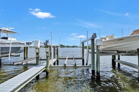 Villa ou maison à vendre à Riverview, Floride: 4 chambres, 280.38 m2 № 2101265 - photo 20