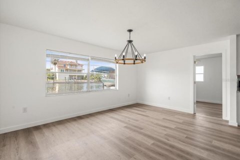 Casa en alquiler en Hernando Beach, Florida, 3 dormitorios, 156.82 m2 № 1822852 - foto 19