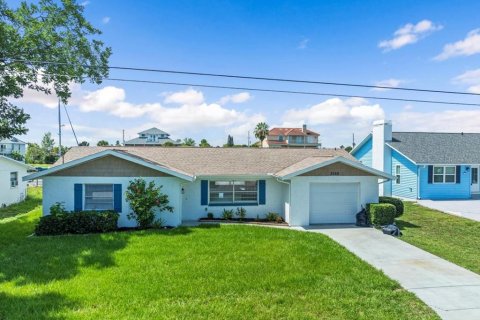 Casa en alquiler en Hernando Beach, Florida, 3 dormitorios, 156.82 m2 № 1822852 - foto 1