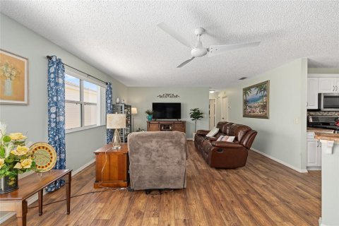 Casa en venta en The Villages, Florida, 2 dormitorios, 110.37 m2 № 1755231 - foto 16