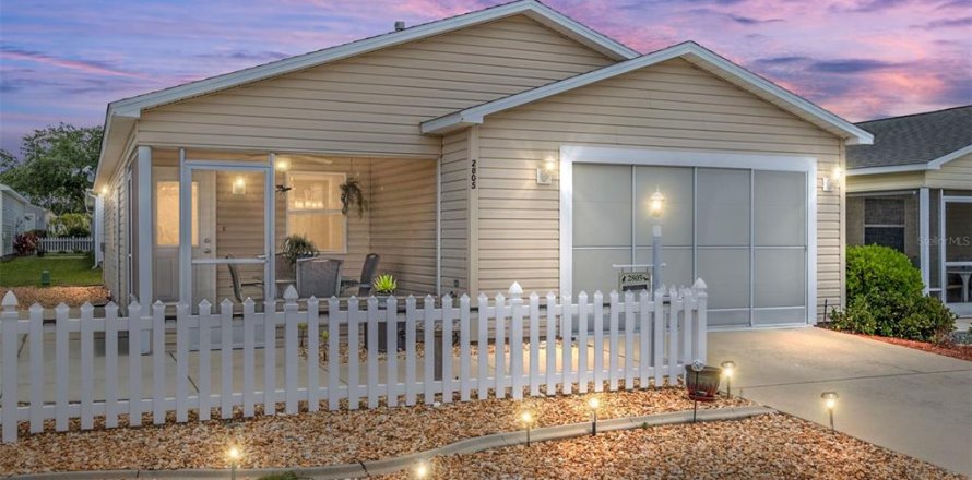 Casa en The Villages, Florida 2 dormitorios, 110.37 m2 № 1755231