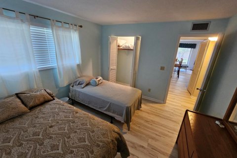 Condominio en venta en Okeechobee, Florida, 2 dormitorios, 92.9 m2 № 2077611 - foto 10