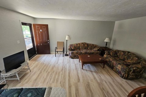 Condominio en venta en Okeechobee, Florida, 2 dormitorios, 92.9 m2 № 2077611 - foto 4