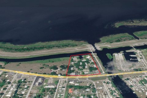 Condominio en venta en Okeechobee, Florida, 2 dormitorios, 92.9 m2 № 2077611 - foto 26