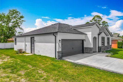 House in Sanford, Florida 4 bedrooms, 190.64 sq.m. № 1630966 - photo 6