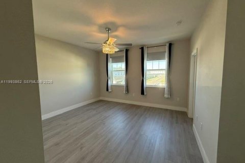 Touwnhouse à louer à Winter Garden, Floride: 3 chambres, 171.68 m2 № 2055656 - photo 7