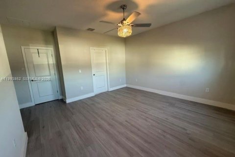 Touwnhouse à louer à Winter Garden, Floride: 3 chambres, 171.68 m2 № 2055656 - photo 9