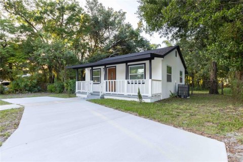 House in Orlando, Florida 2 bedrooms, 80.27 sq.m. № 2091891 - photo 19