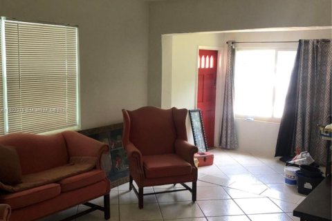 House in Fort Lauderdale, Florida 3 bedrooms, 114.46 sq.m. № 1783722 - photo 19