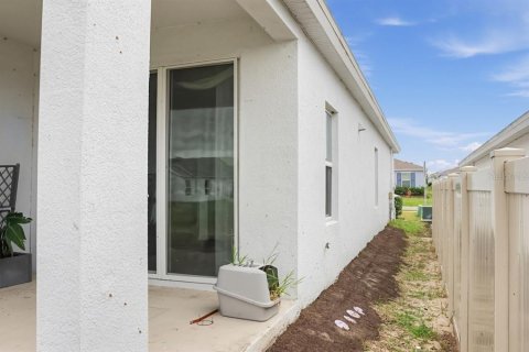 Villa ou maison à vendre à Haines City, Floride: 4 chambres, 182 m2 № 2405785 - photo 10
