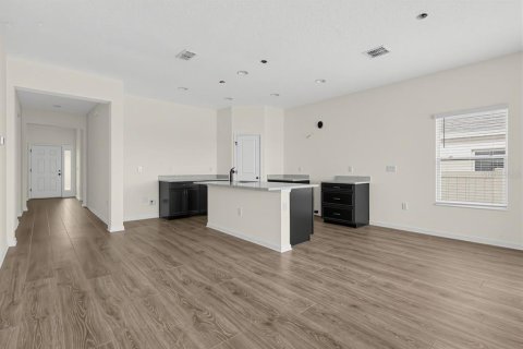 Villa ou maison à vendre à Haines City, Floride: 4 chambres, 182 m2 № 2405785 - photo 17
