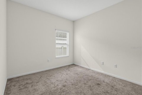 Villa ou maison à vendre à Haines City, Floride: 4 chambres, 182 m2 № 2405785 - photo 24