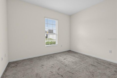 Villa ou maison à vendre à Haines City, Floride: 4 chambres, 182 m2 № 2405785 - photo 21