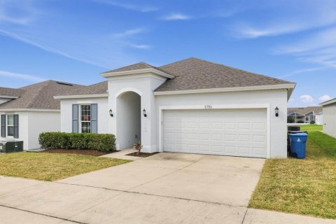 Villa ou maison à vendre à Haines City, Floride: 4 chambres, 182 m2 № 2405785 - photo 2