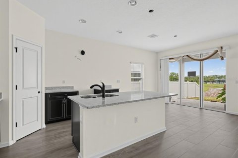 Villa ou maison à vendre à Haines City, Floride: 4 chambres, 182 m2 № 2405785 - photo 20