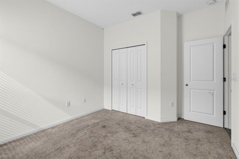 Villa ou maison à vendre à Haines City, Floride: 4 chambres, 182 m2 № 2405785 - photo 25