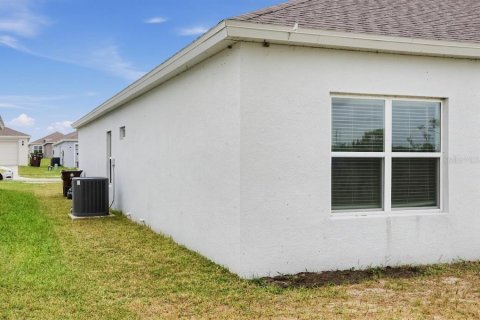 Villa ou maison à vendre à Haines City, Floride: 4 chambres, 182 m2 № 2405785 - photo 8