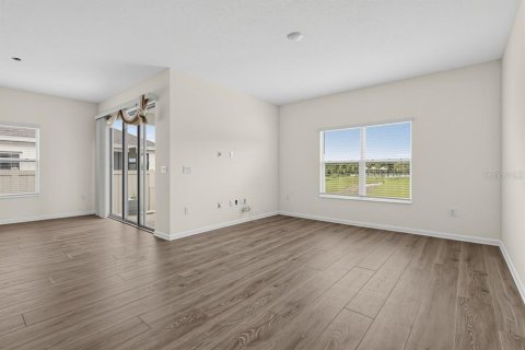 Villa ou maison à vendre à Haines City, Floride: 4 chambres, 182 m2 № 2405785 - photo 12