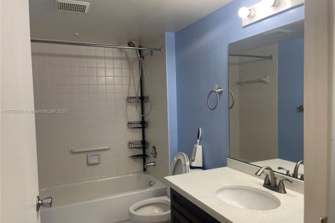 Copropriété à vendre à Pembroke Pines, Floride: 2 chambres, 112.13 m2 № 1978428 - photo 23