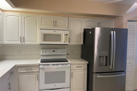 Copropriété à vendre à Pembroke Pines, Floride: 2 chambres, 112.13 m2 № 1978428 - photo 8