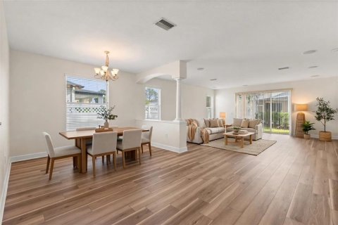 Villa ou maison à vendre à Wesley Chapel, Floride: 4 chambres, 240.25 m2 № 2437012 - photo 8