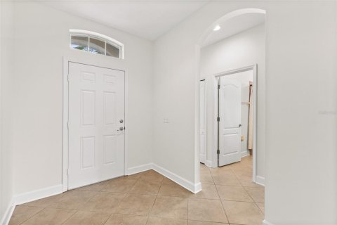 Villa ou maison à vendre à Wesley Chapel, Floride: 4 chambres, 240.25 m2 № 2437012 - photo 6