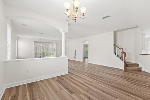 Villa ou maison à vendre à Wesley Chapel, Floride: 4 chambres, 240.25 m2 № 2437012 - photo 11