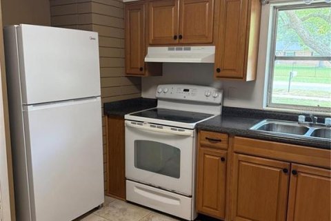 Casa en alquiler en DeLand, Florida, 3 dormitorios, 139.35 m2 № 1916771 - foto 4