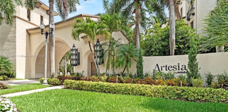 Townhouse in Sunrise, Florida 3 bedrooms, 149.67 sq.m. № 1768895