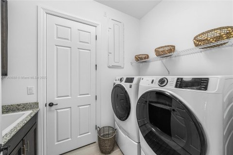 Villa ou maison à vendre à Parkland, Floride: 3 chambres, 182.83 m2 № 1967072 - photo 12