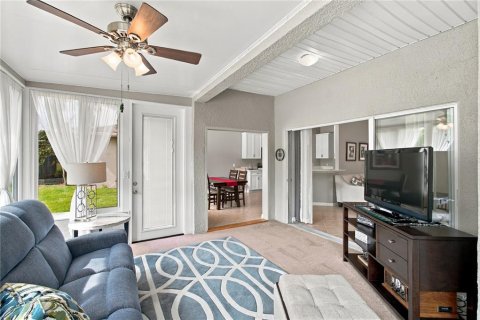 Villa ou maison à vendre à Poinciana, Floride: 2 chambres, 136.29 m2 № 2400171 - photo 20