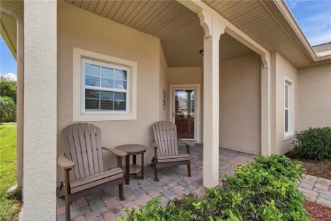 Villa ou maison à vendre à Poinciana, Floride: 2 chambres, 136.29 m2 № 2400171 - photo 3
