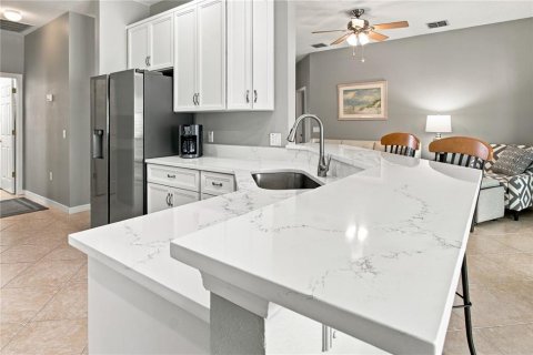 Villa ou maison à vendre à Poinciana, Floride: 2 chambres, 136.29 m2 № 2400171 - photo 15