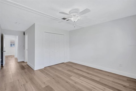 Купить виллу или дом в Сарасота, Флорида 6 комнат, 92.25м2, № 2166573 - фото 27
