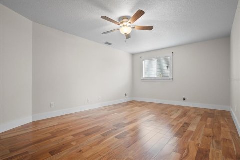Villa ou maison à vendre à Palm Harbor, Floride: 4 chambres, 194.44 m2 № 1801903 - photo 19