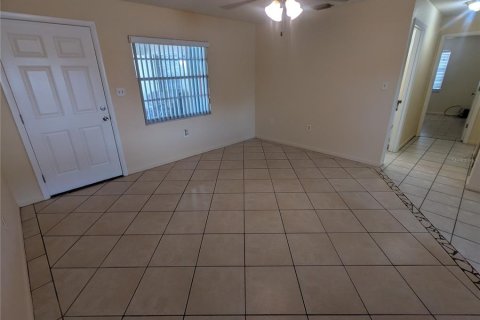 Apartment in Tavares, Florida 2 bedrooms, 78.41 sq.m. № 2219482 - photo 6