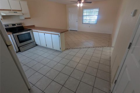 Apartment in Tavares, Florida 2 bedrooms, 78.41 sq.m. № 2219482 - photo 14
