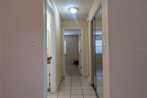 Apartment in Tavares, Florida 2 bedrooms, 78.41 sq.m. № 2219482 - photo 16