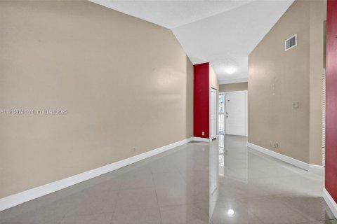 Copropriété à vendre à Miami, Floride: 1 chambre, 80.08 m2 № 1970684 - photo 7