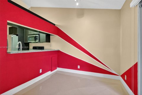 Copropriété à vendre à Miami, Floride: 1 chambre, 80.08 m2 № 1970684 - photo 9