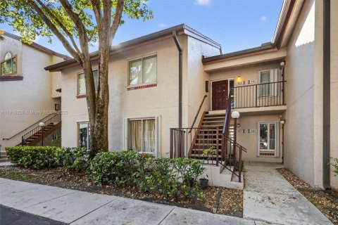 Copropriété à vendre à Miami, Floride: 1 chambre, 80.08 m2 № 1970684 - photo 29