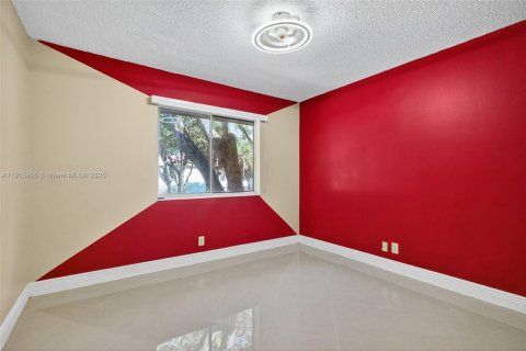 Copropriété à vendre à Miami, Floride: 1 chambre, 80.08 m2 № 1970684 - photo 19