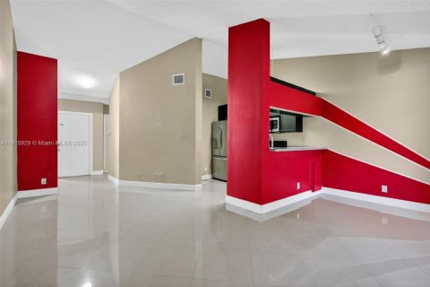 Copropriété à vendre à Miami, Floride: 1 chambre, 80.08 m2 № 1970684 - photo 3