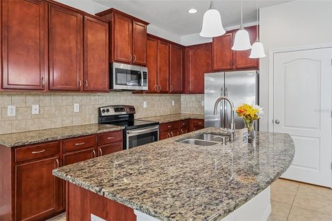 Townhouse in Riverview, Florida 3 bedrooms, 156.82 sq.m. № 2381305 - photo 25
