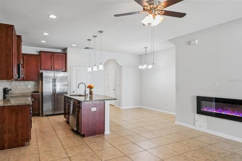 Townhouse in Riverview, Florida 3 bedrooms, 156.82 sq.m. № 2381305 - photo 26